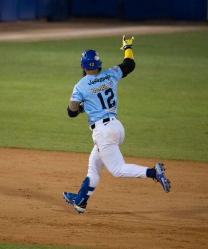 Odor vuelve a decidir y Magallanes vence a Tigres en Valencia