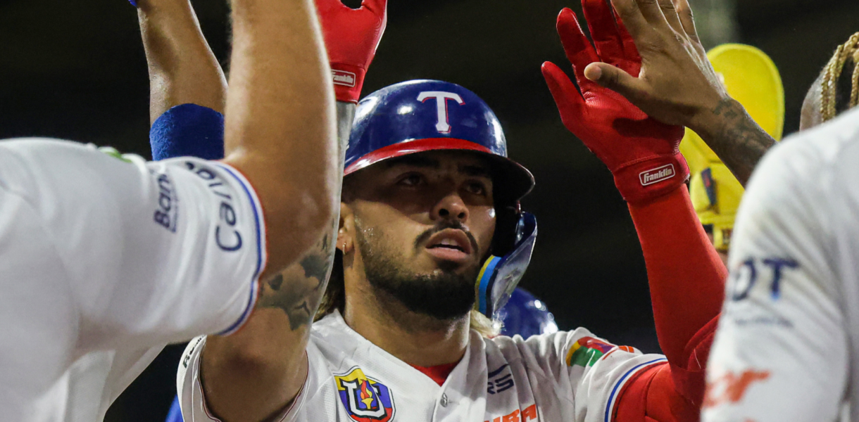 Tiburones explotó a la ofensiva y vapuleó a Tigres