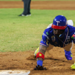 Tiburones remontó ante Caribes y se metió a la zona de clasificación