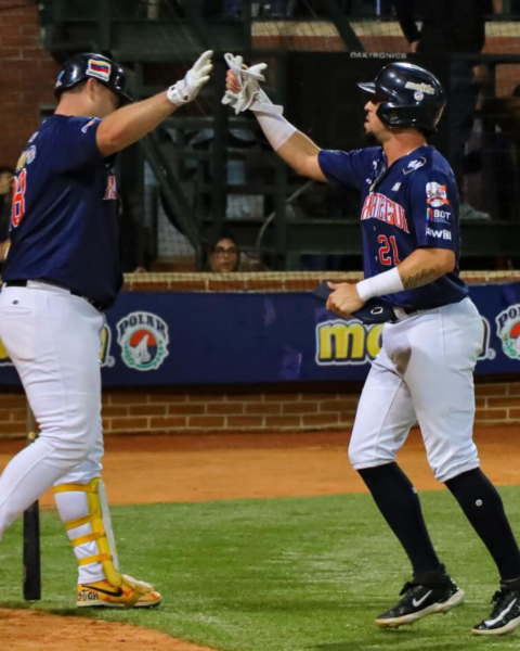 Caribes arrasó con Bravos y volvió al liderato del Round Robin
