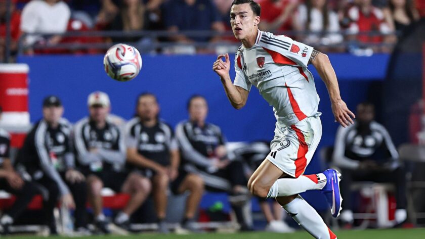 Petar Musa marcó un triplete para rescatar un empate para el FC Dallas
