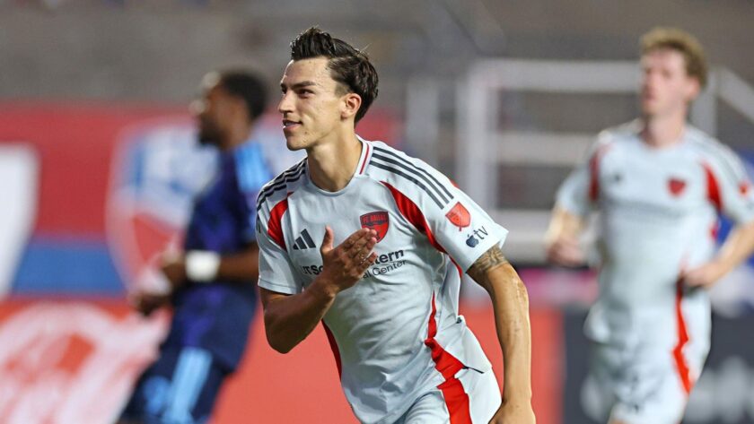 FC Dallas regresó a casa con victoria 4-3 ante Kansas City