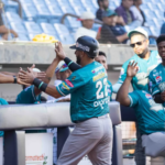 Bravos apaleó a Leones y barrió la serie en el Monumental