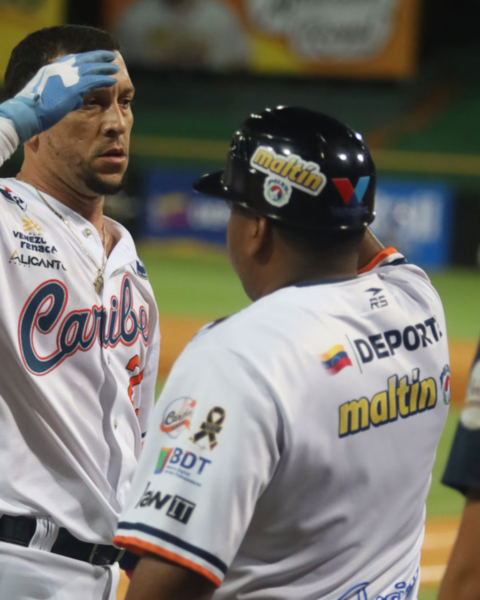 Caribes blanqueó a Tigres y dividió en Puerto La Cruz