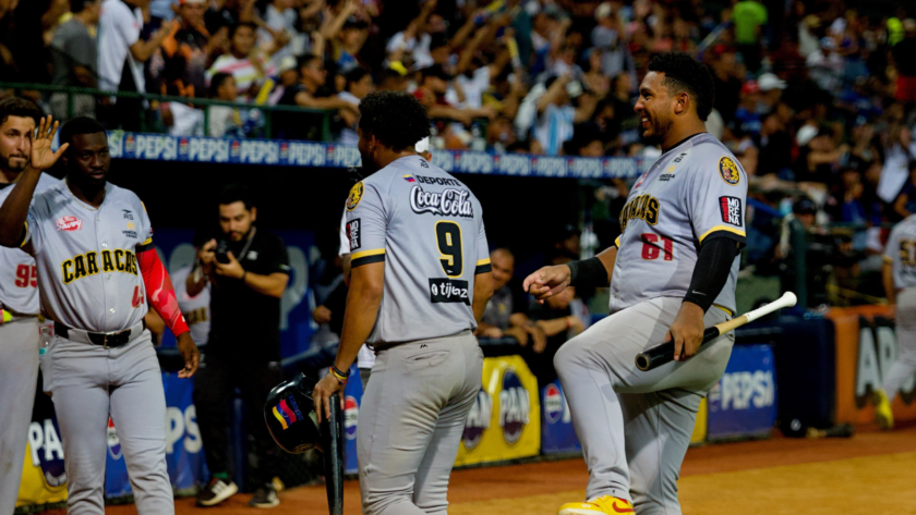 Leones cortó su mala racha con una remontada sobre Caribes