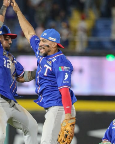 Tiburones hizo naufragar a los Navegantes en el inicio de la LVBP 2026-2027