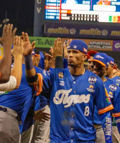 Tigres tumbó a Tiburones en extrainning