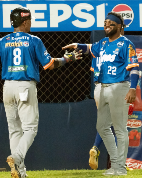 Tigres venció a unas Águilas que van en picada